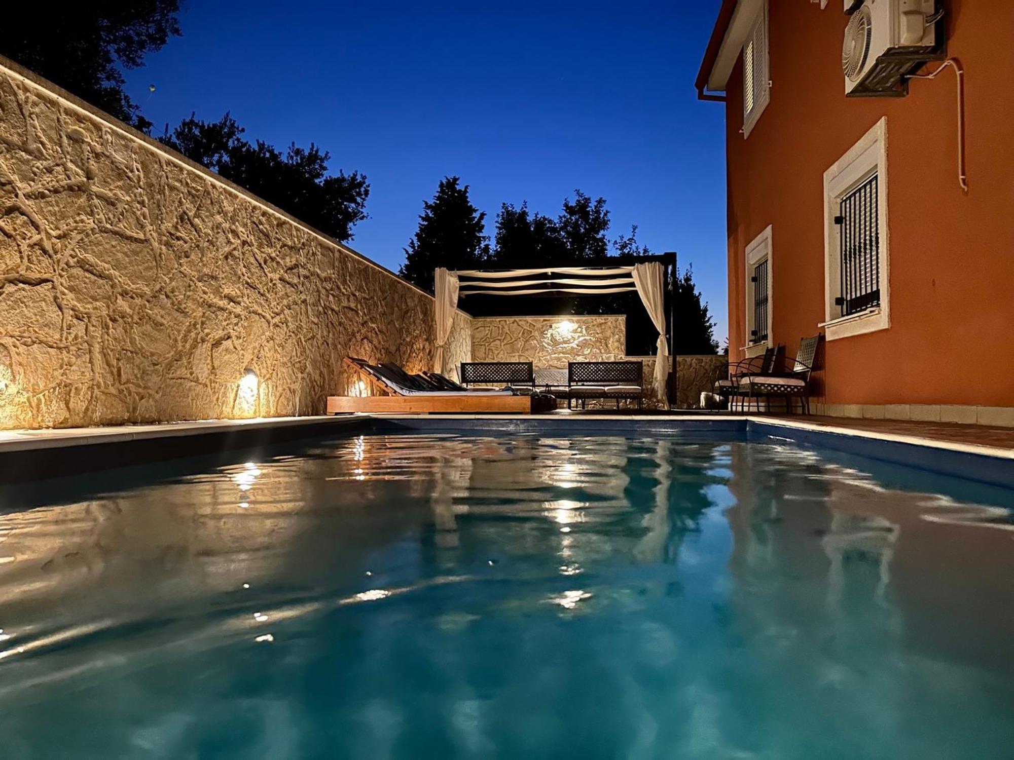 Duplex Apartment With Private Swimming Pool Preko Εξωτερικό φωτογραφία